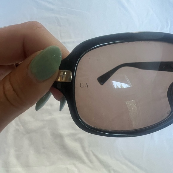 GIORGIO ARMANI Sunglasses - Picture 3 of 3